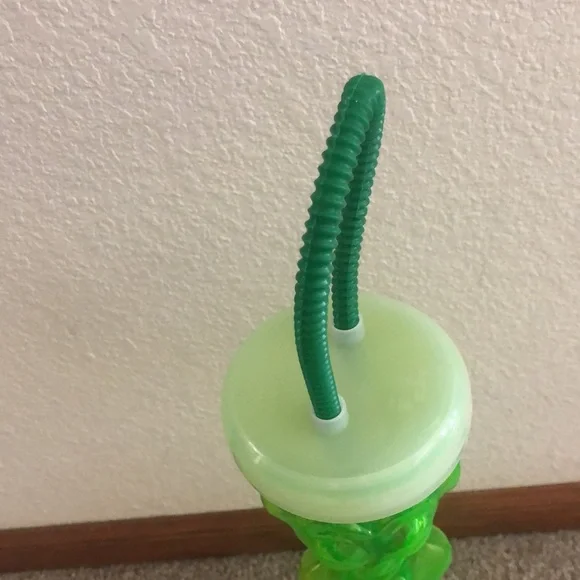 Vintage The Martian By BETRAS 16” Tall Neon Green Alien Drink Bottle With Straw - Picture 5 of 12